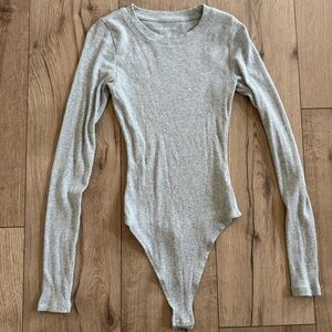 3 FOR $18 SALE American Eagle Outfitters Ribbed Bodysuit XS